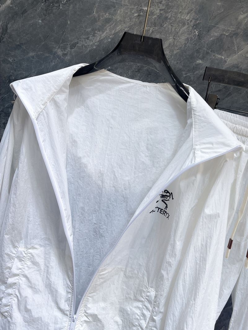 Arcteryx Sunscreen Jacket